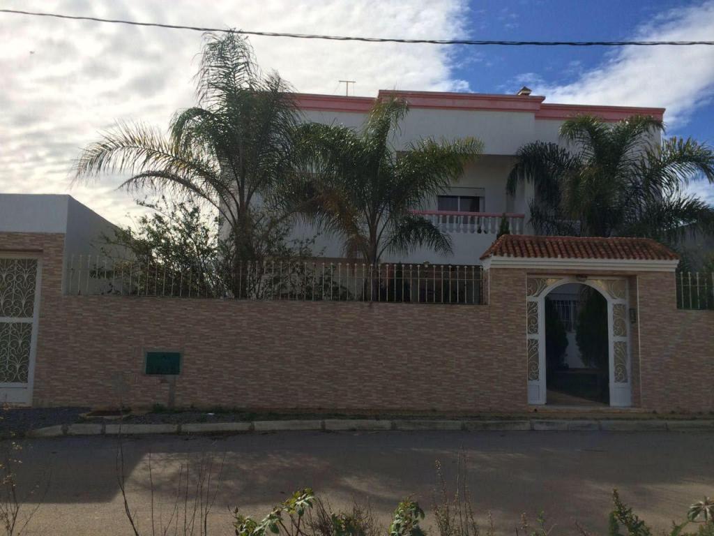 Tetouan - Villa - House for sale in  4 200 000 DH