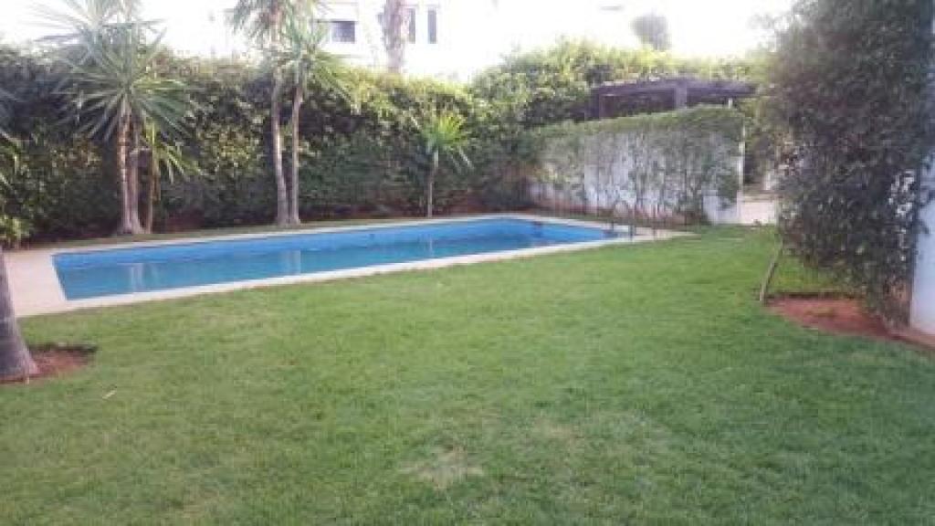 Casablanca - Dar el Beida - Villa - House for rent in  29 000 DH